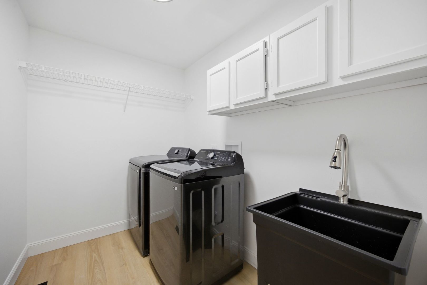10650 Golf Road Property Photo 25