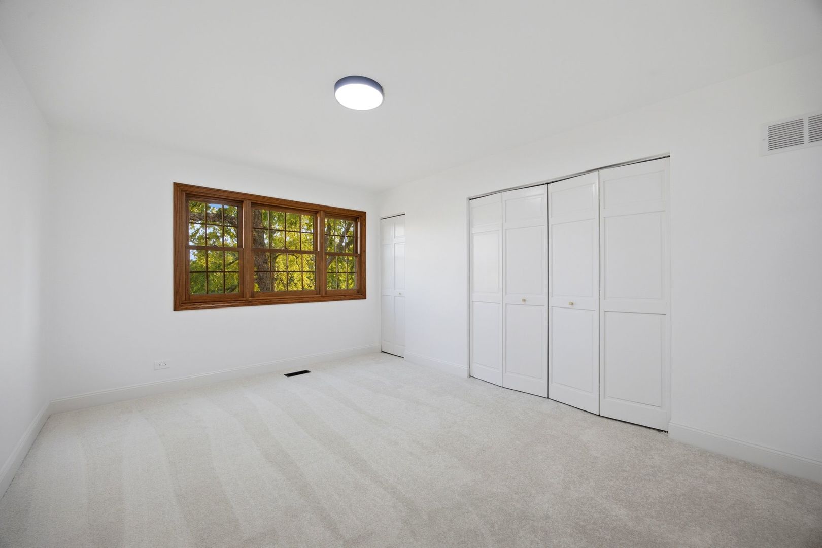 10650 Golf Road Property Photo 29