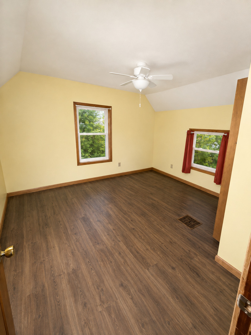 714 Clark Street Property Photo 14