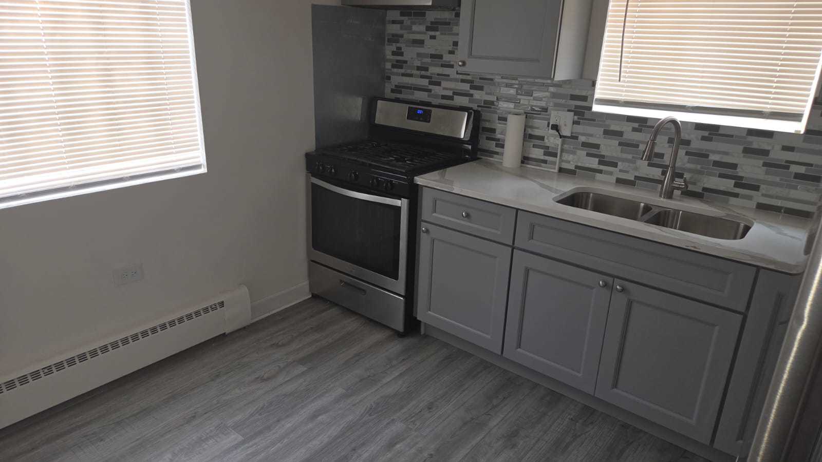 14605 Des Plaines Street 1e Property Photo 6