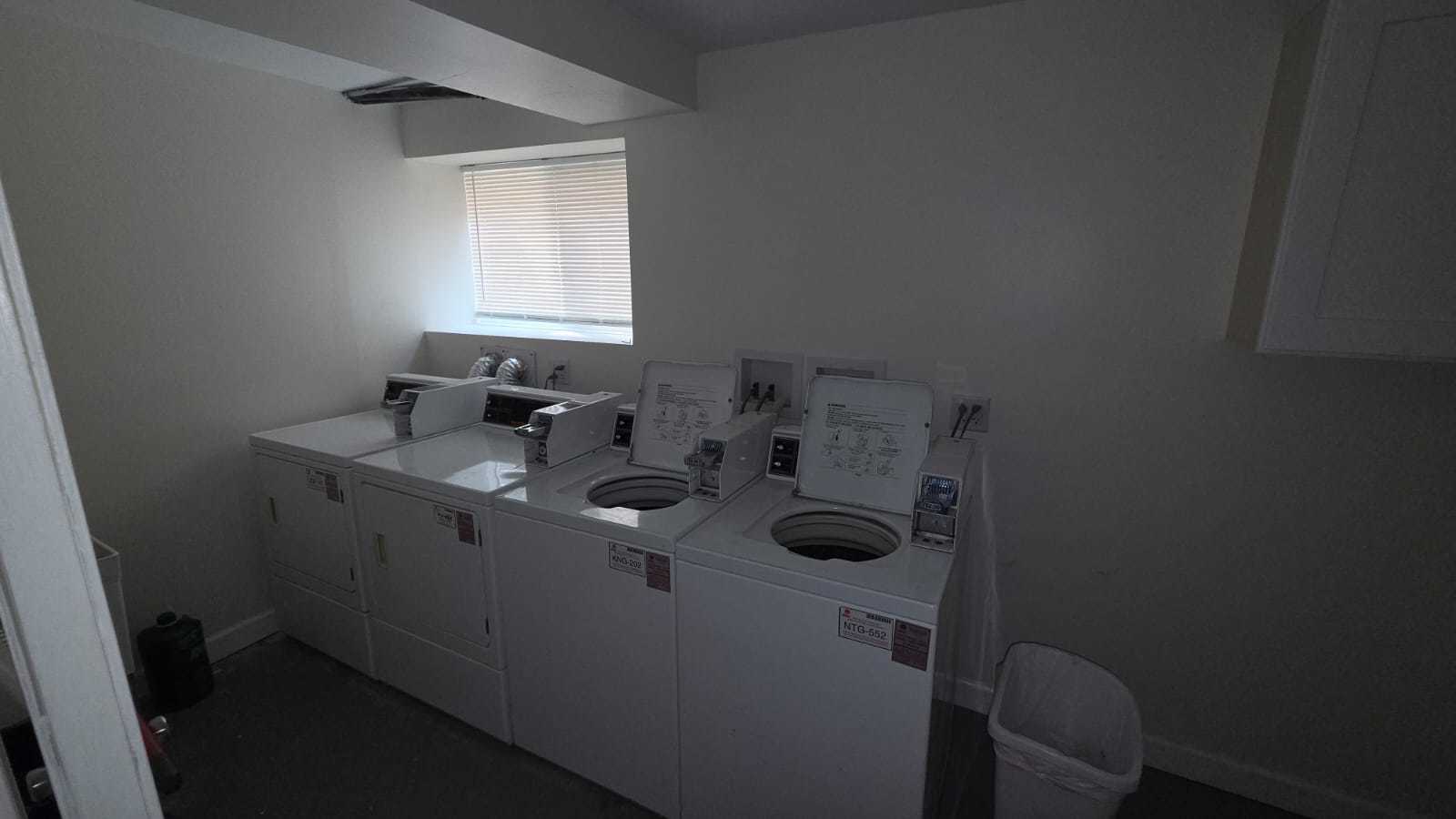 14605 Des Plaines Street 1e Property Photo 7