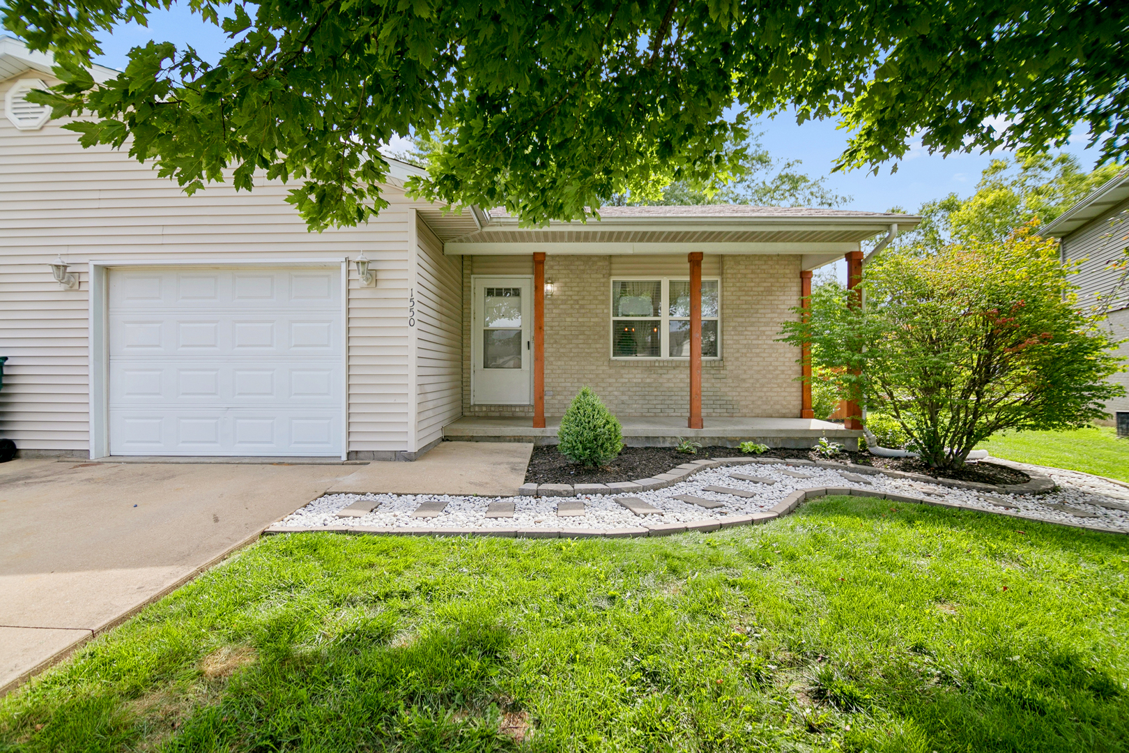 1550 Girard Avenue Property Photo 1