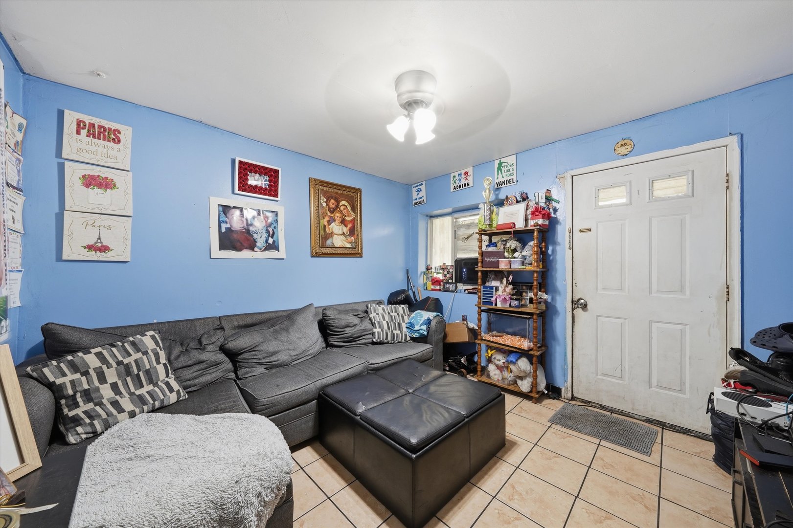 3159 S Ridgeway Avenue Property Photo 8