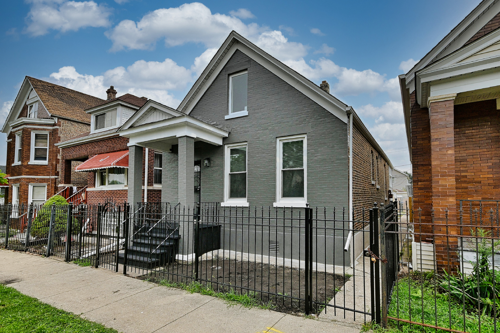 1645 S Keeler Avenue Property Photo 3