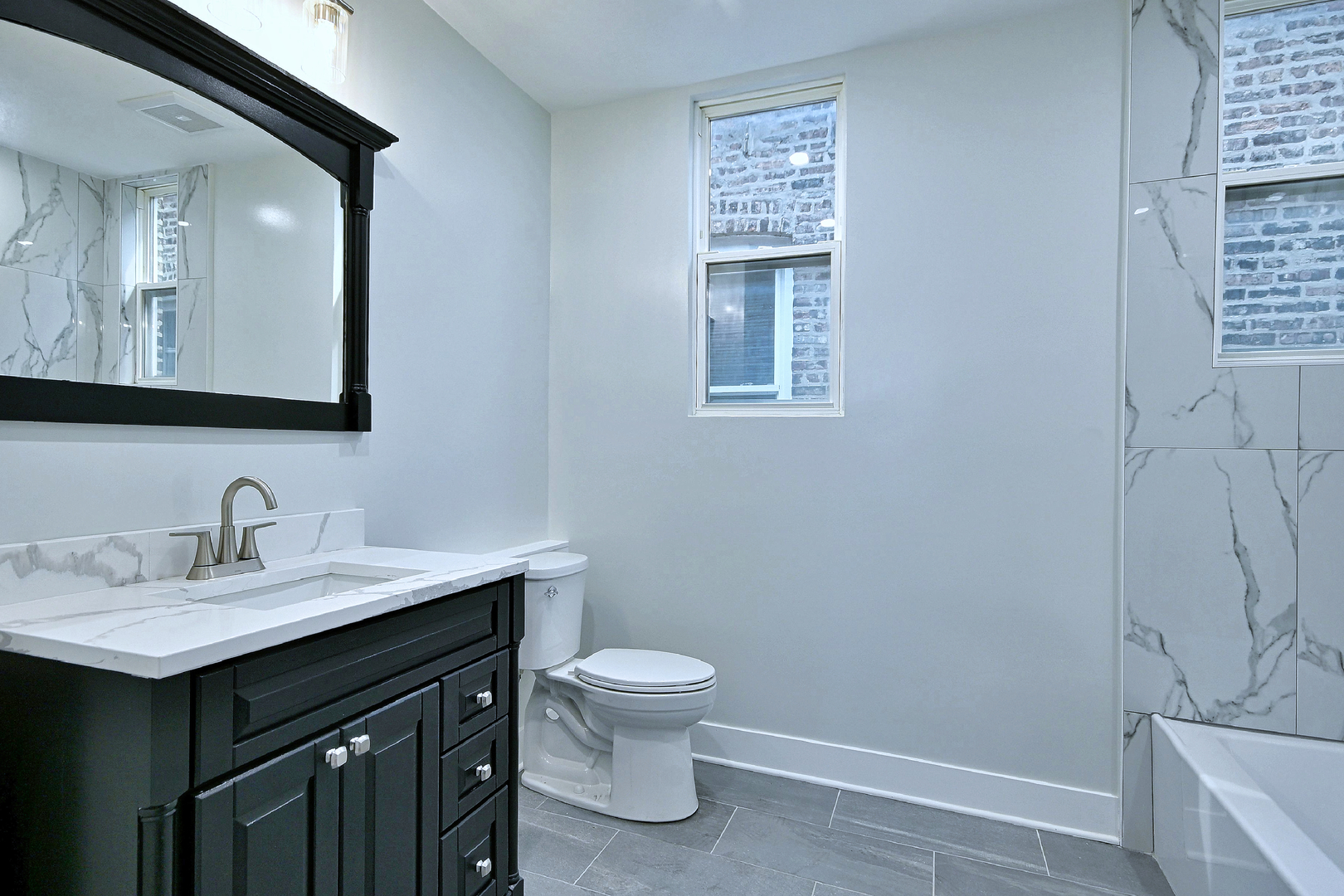 1645 S Keeler Avenue Property Photo 10