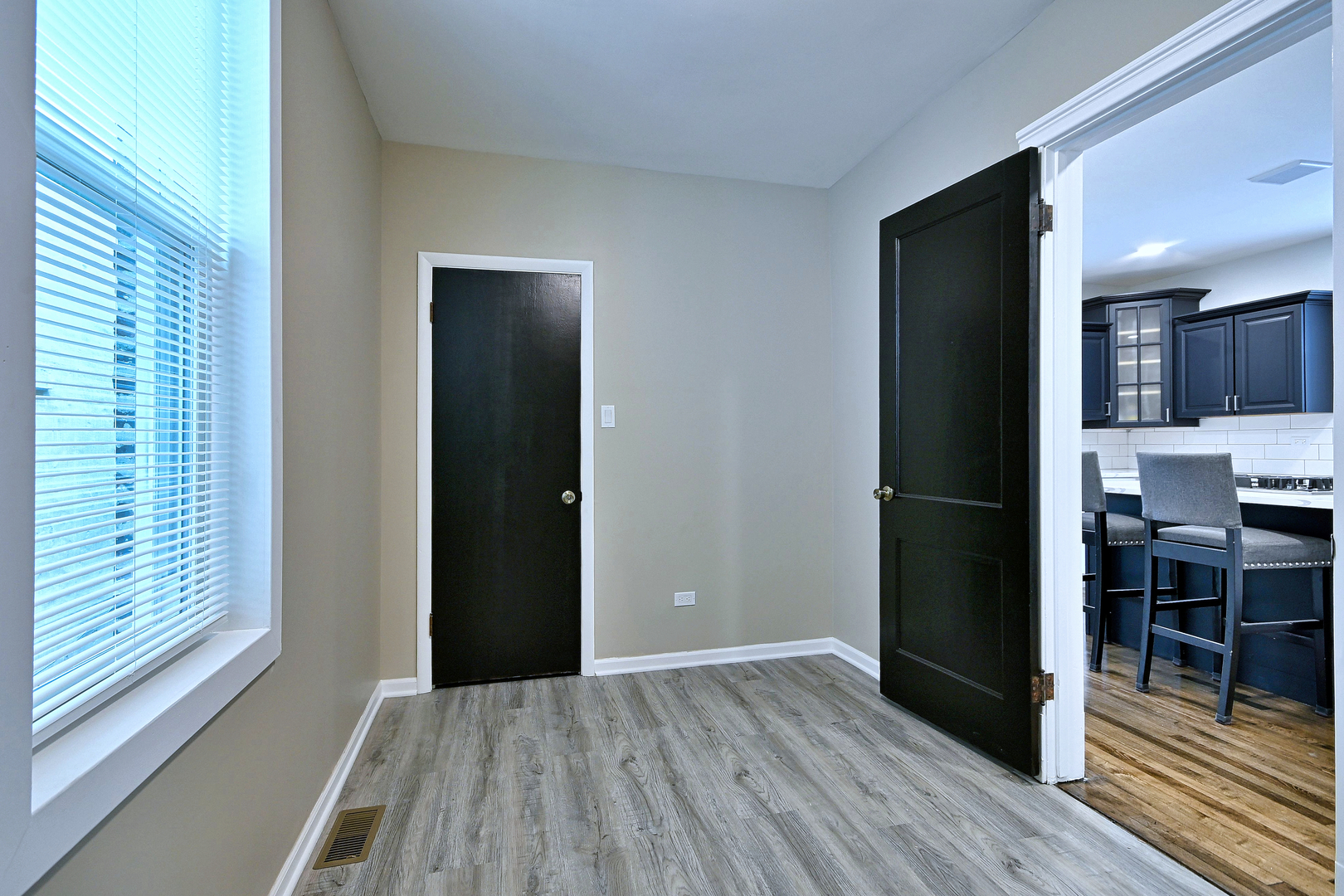 1645 S Keeler Avenue Property Photo 16