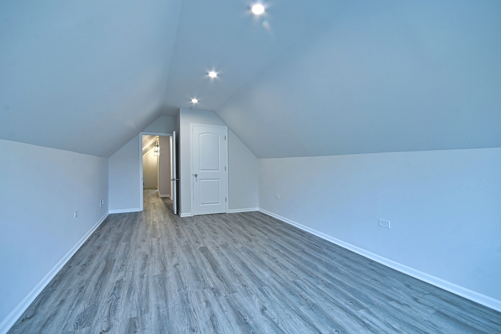 1645 S Keeler Avenue Property Photo 35
