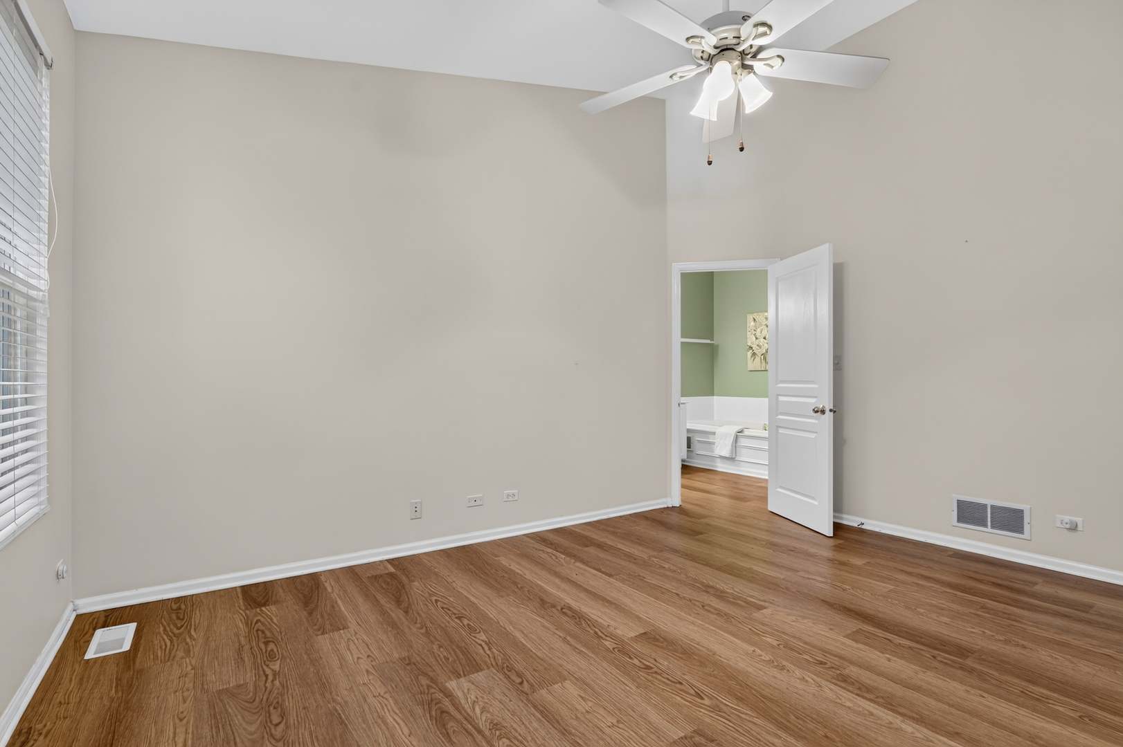 2835 Waterfront Avenue Property Photo 24