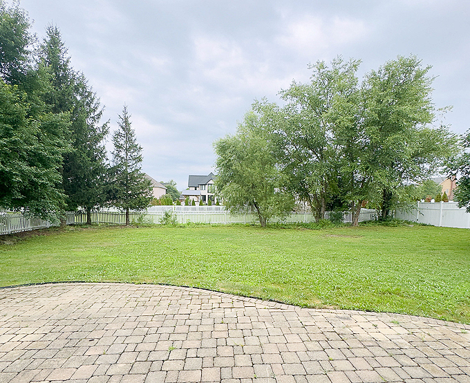 16006 Donna Marie Drive Property Photo 5