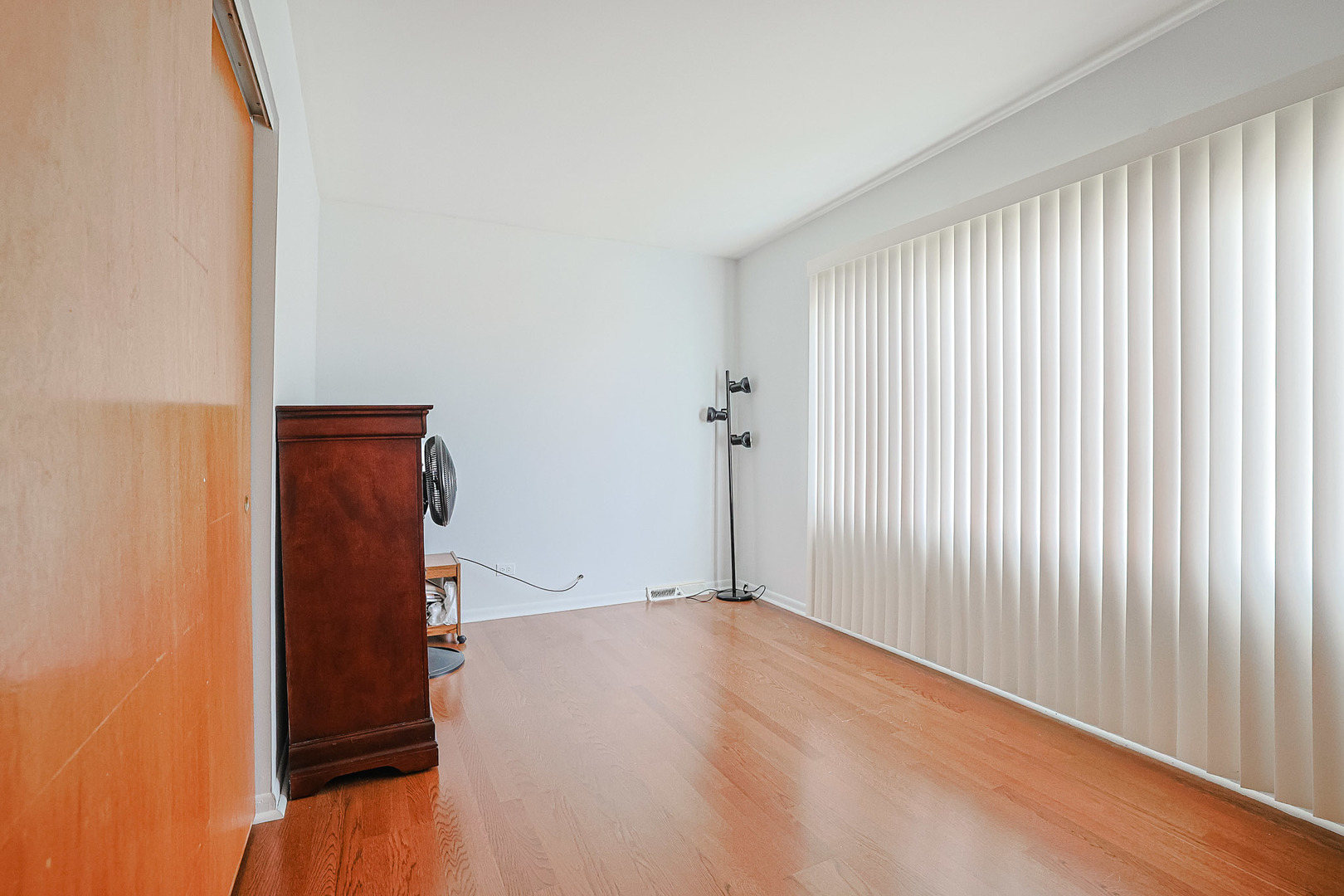 9389 Hamlin Avenue Property Photo 19