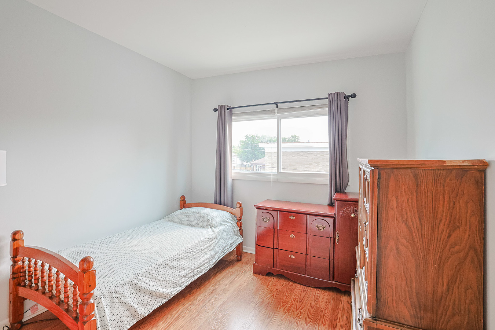 9389 Hamlin Avenue Property Photo 21