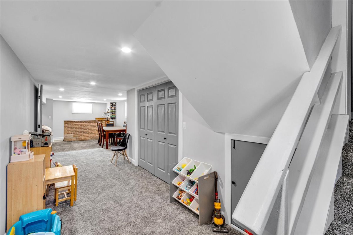 5120 S Avers Avenue Property Photo 17