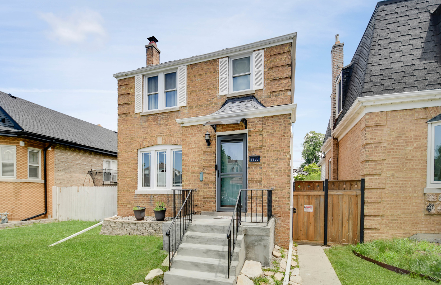 3833 Oak Park Avenue Property Photo 1