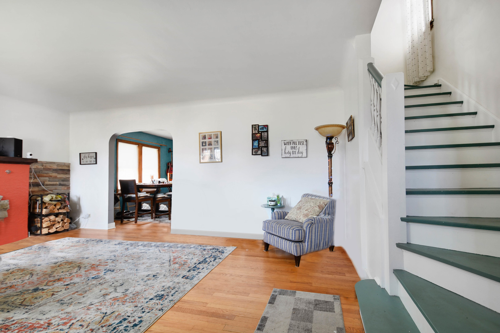 3833 Oak Park Avenue Property Photo 2