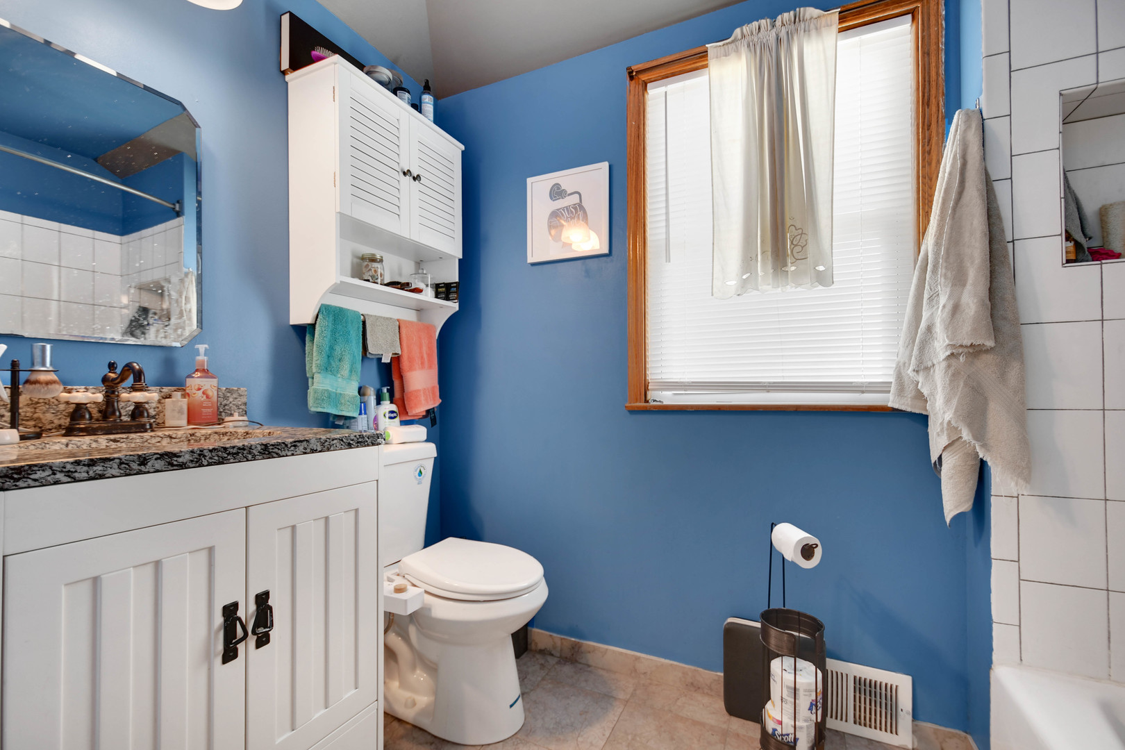 3833 Oak Park Avenue Property Photo 17