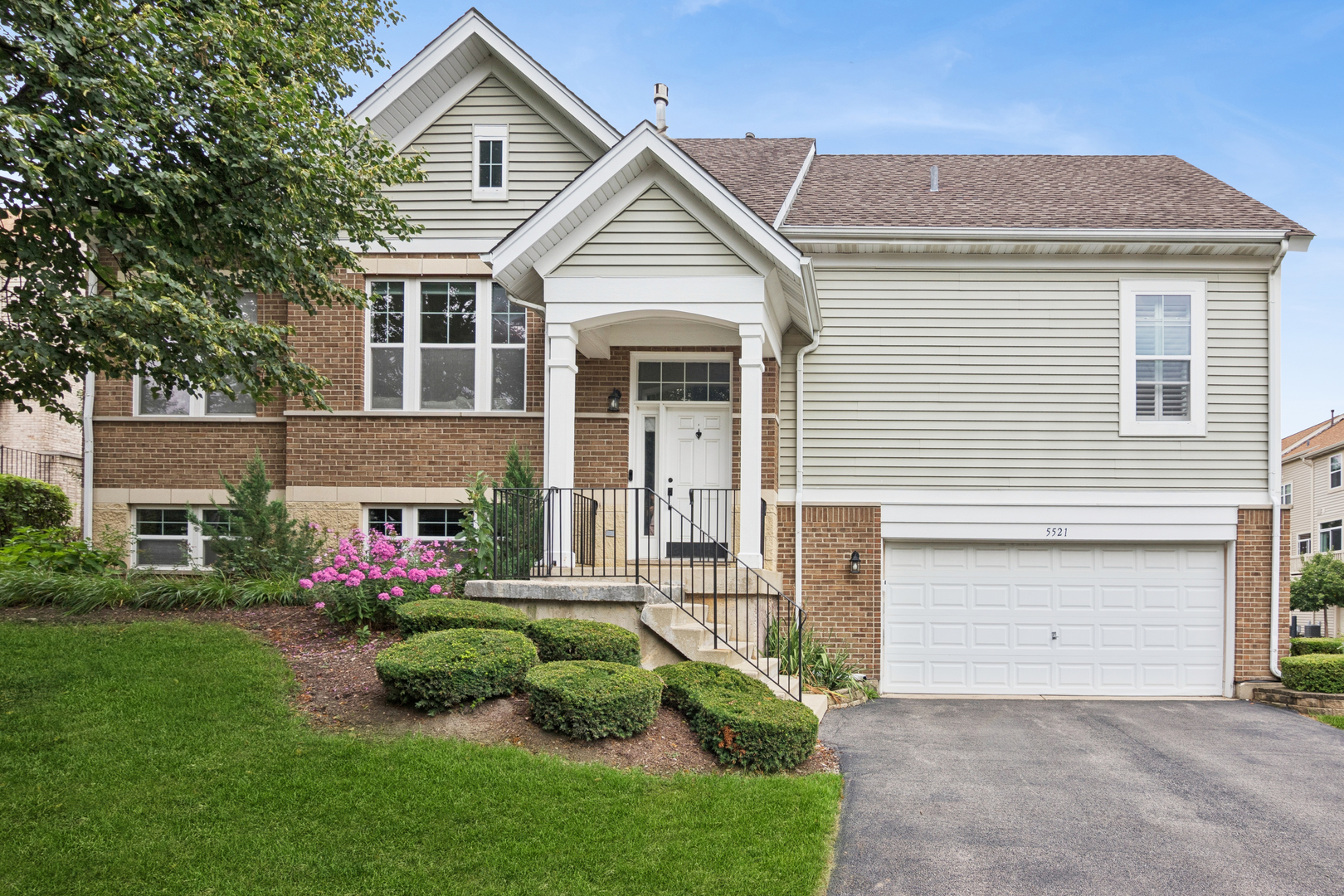 5521 Cambridge Way Property Photo 1