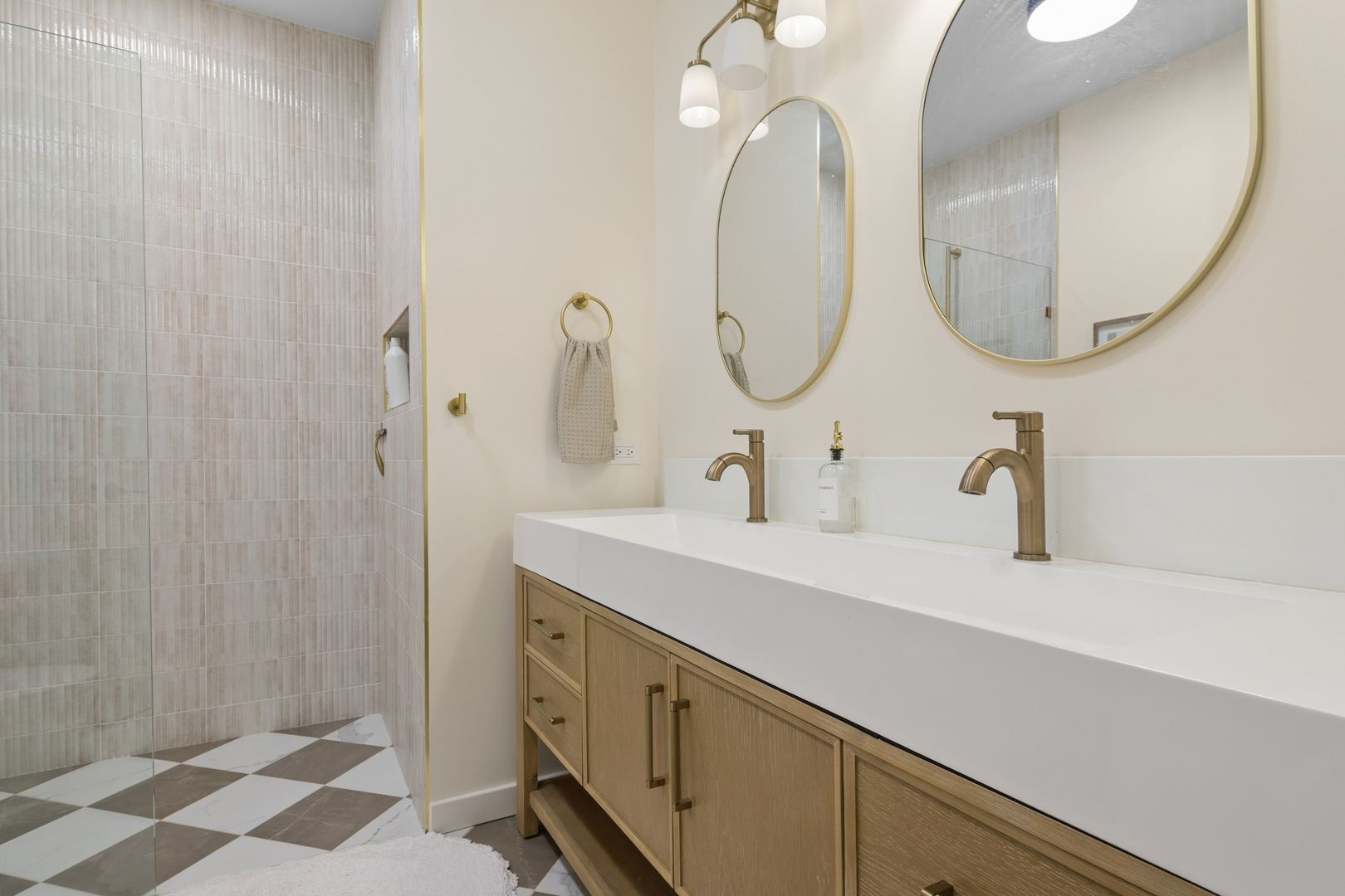 5521 Cambridge Way Property Photo 16