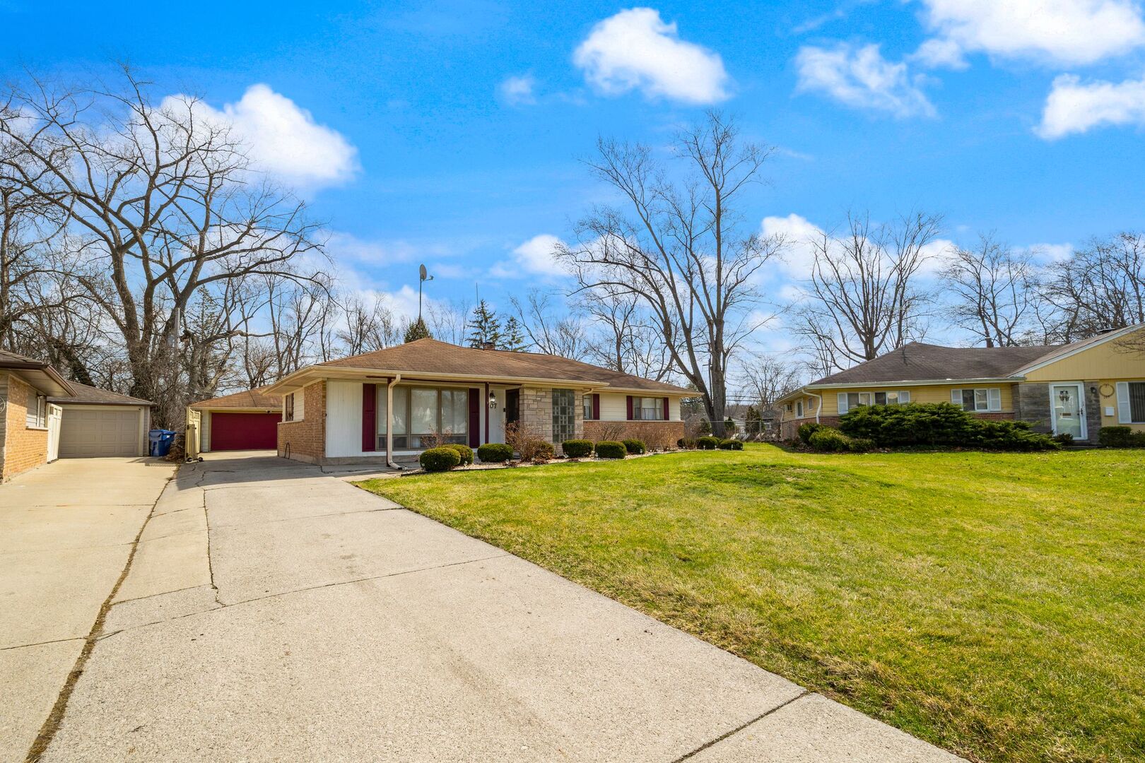 12733009 Property Photo 2