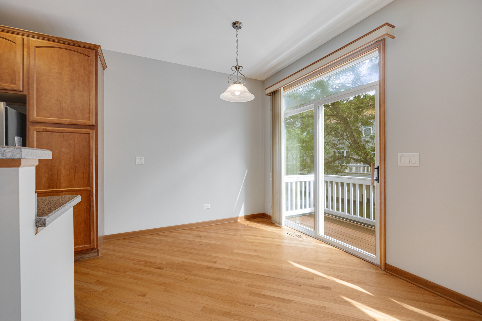 5568 Cambridge Way Property Photo 8