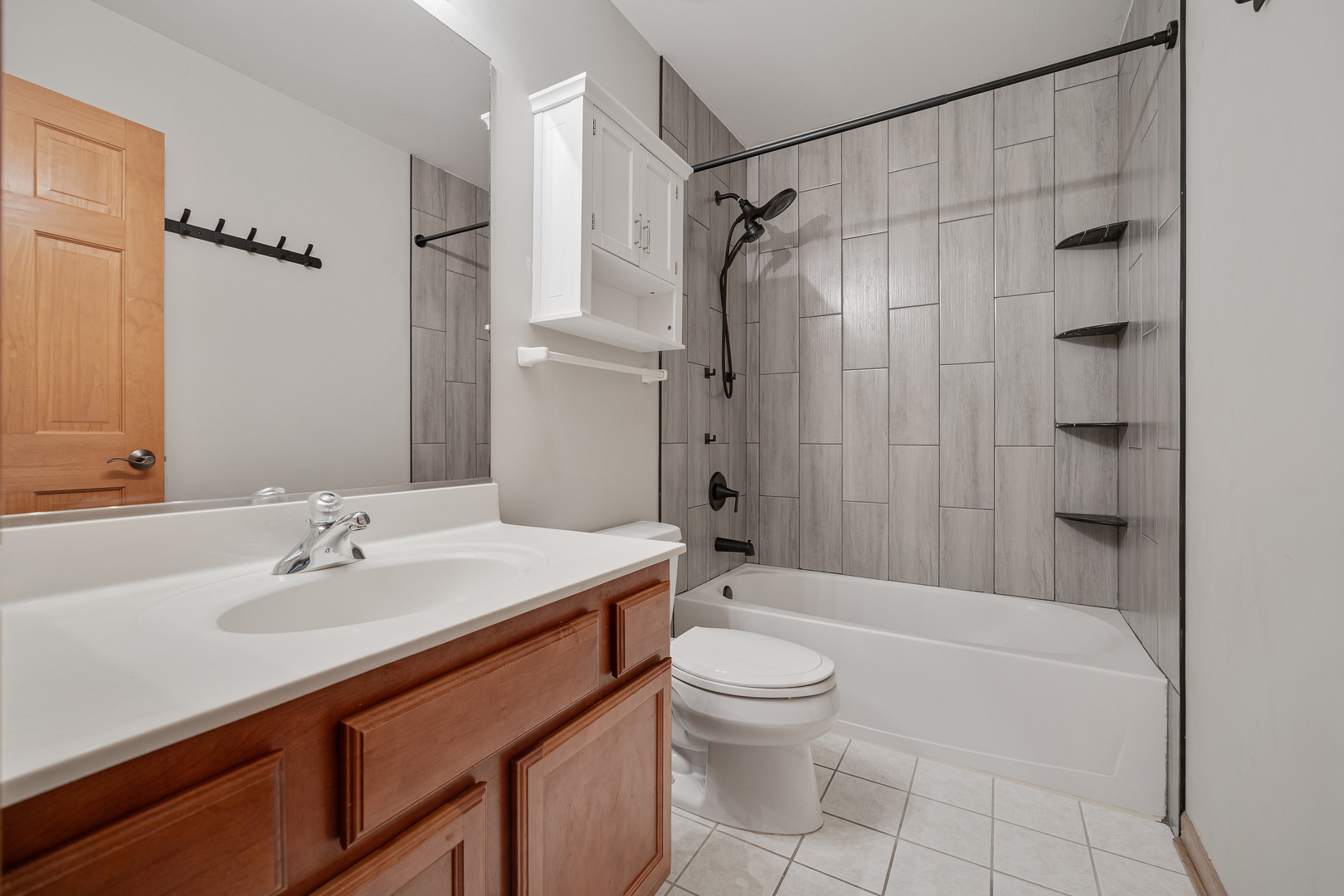 5568 Cambridge Way Property Photo 18