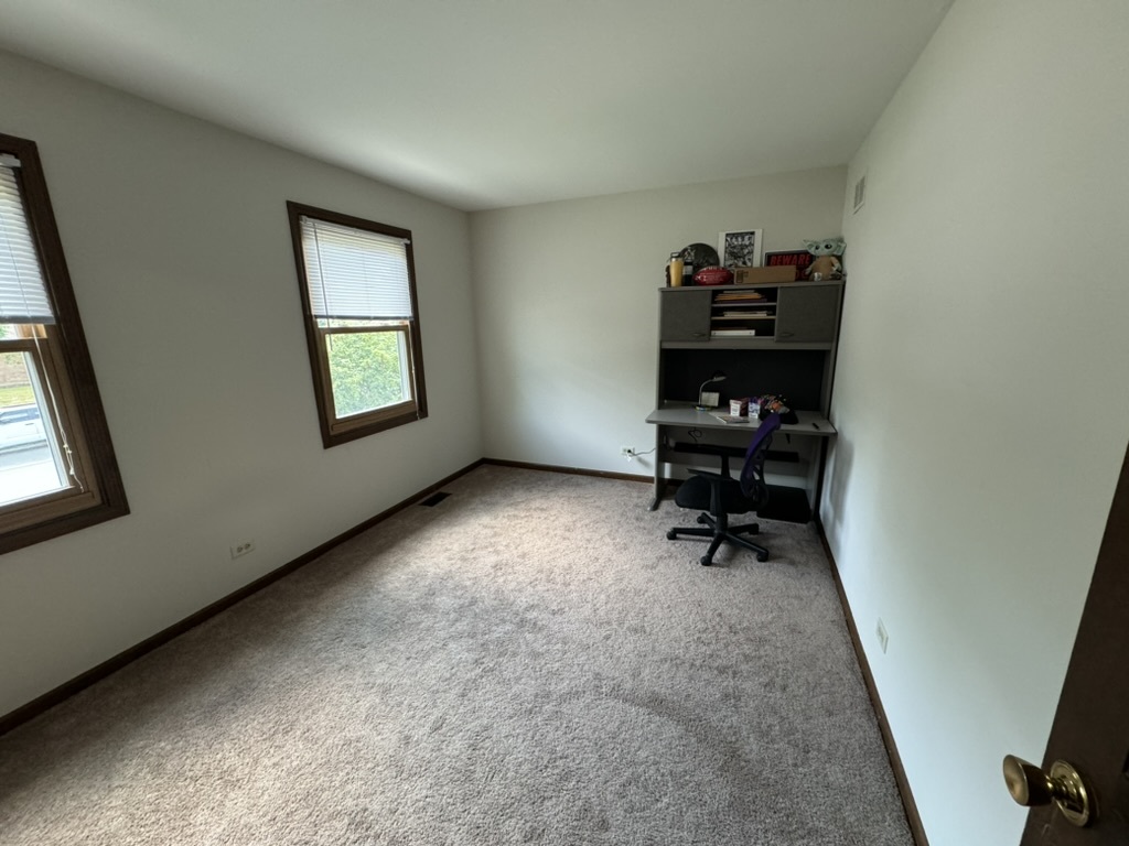 1013 E Benton Avenue Property Photo 12