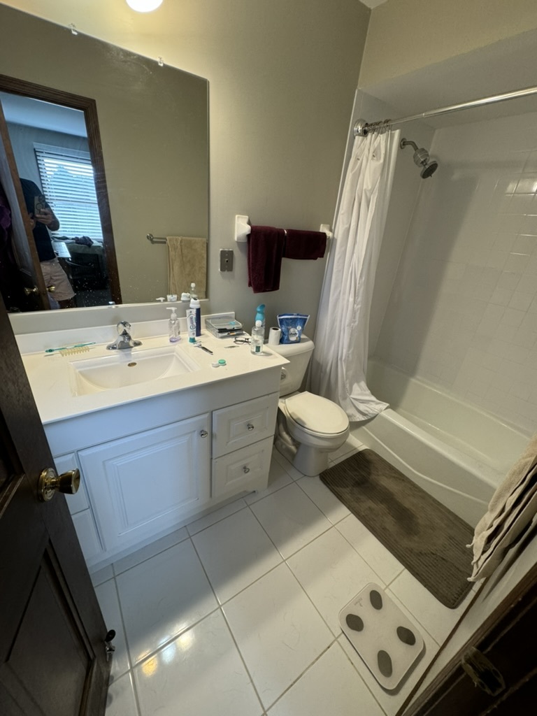 1013 E Benton Avenue Property Photo 14