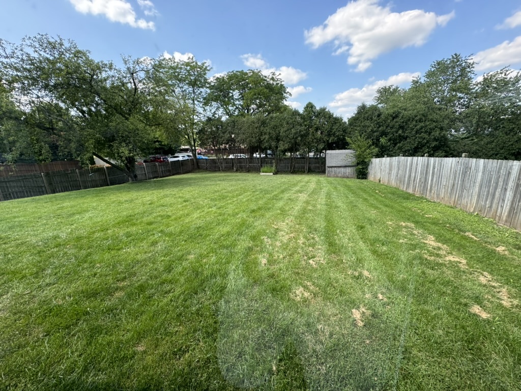 1013 E Benton Avenue Property Photo 17