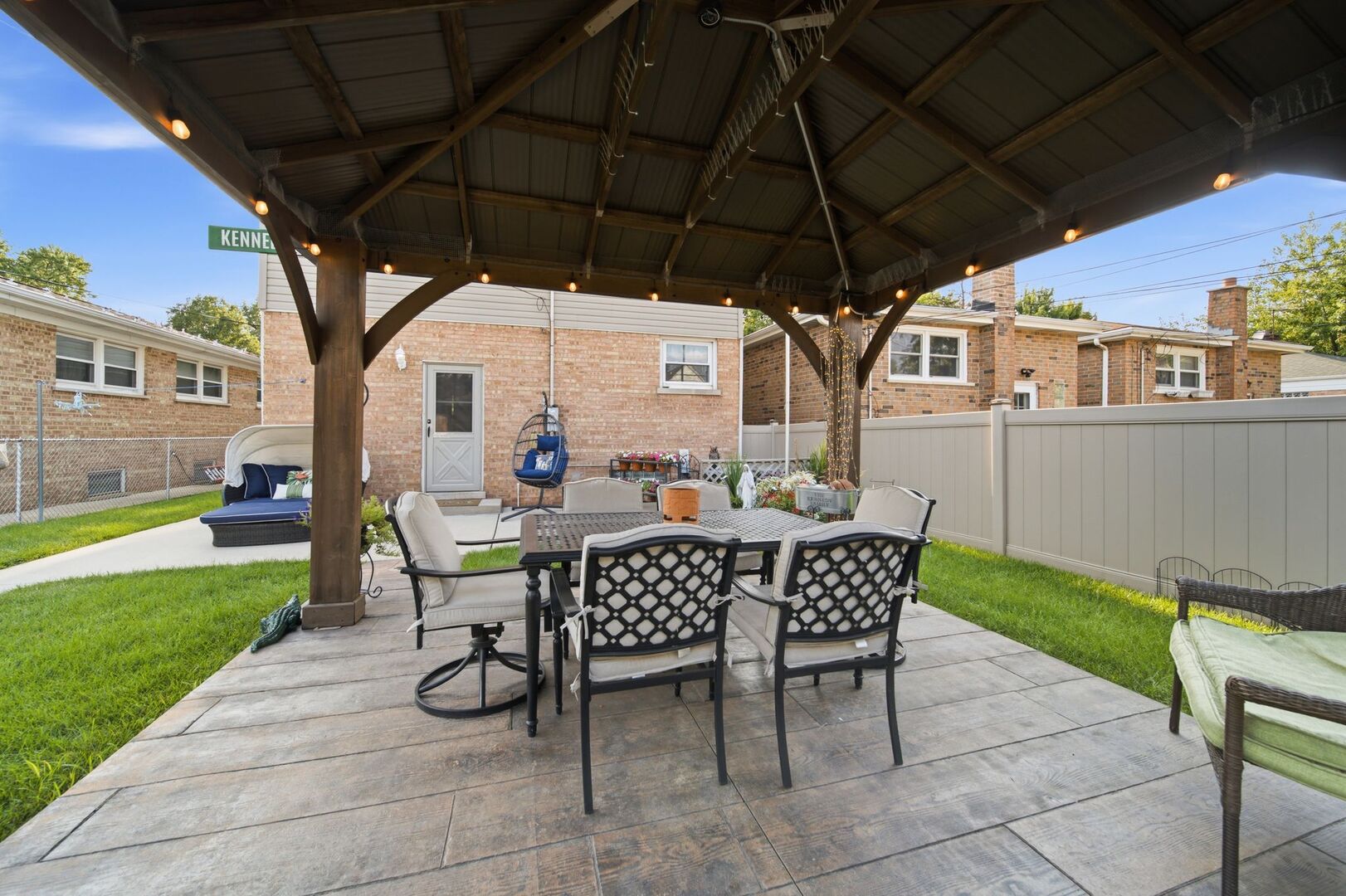 11001 S Albany Avenue Property Photo 29