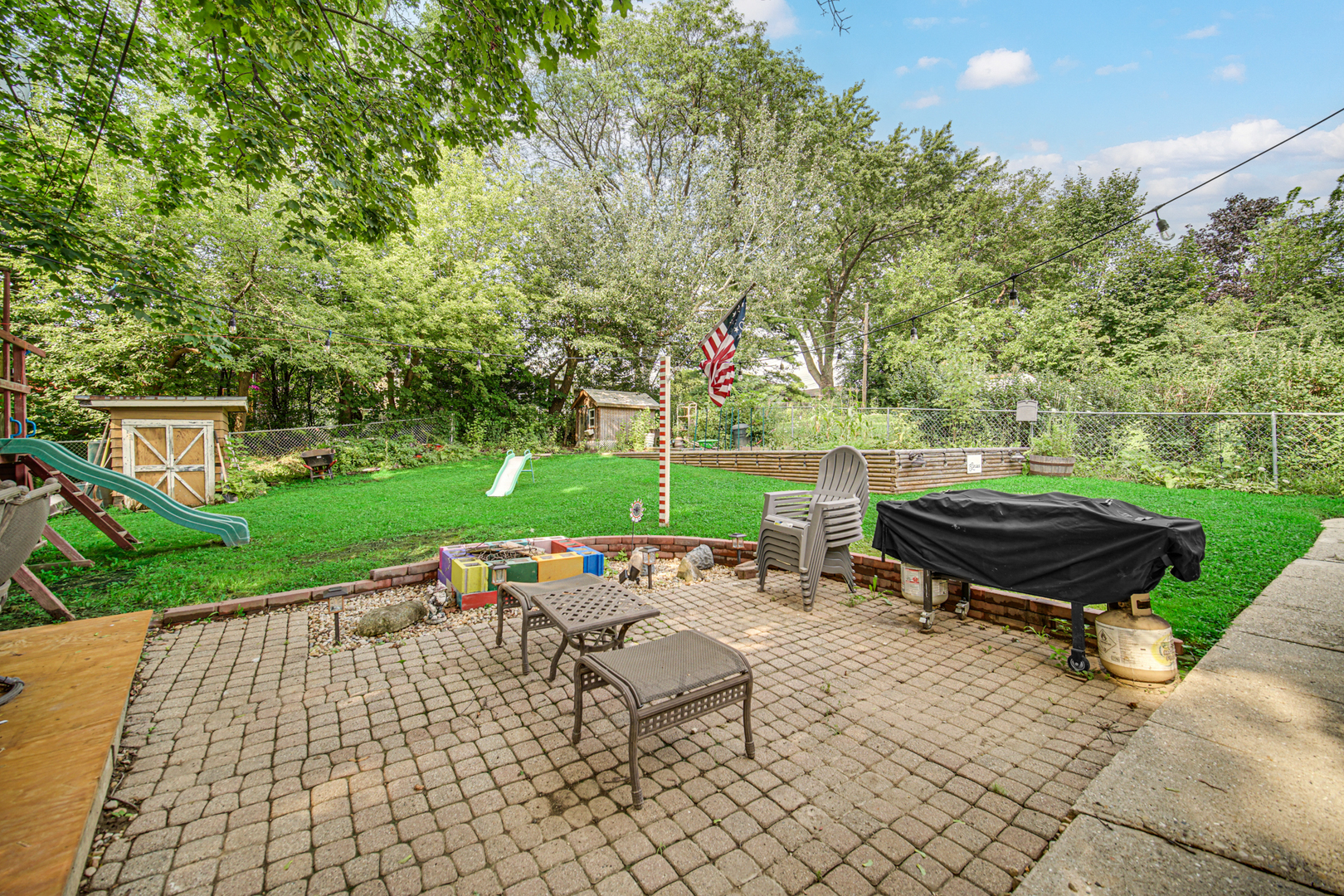 909 Pershing Drive Property Photo 19