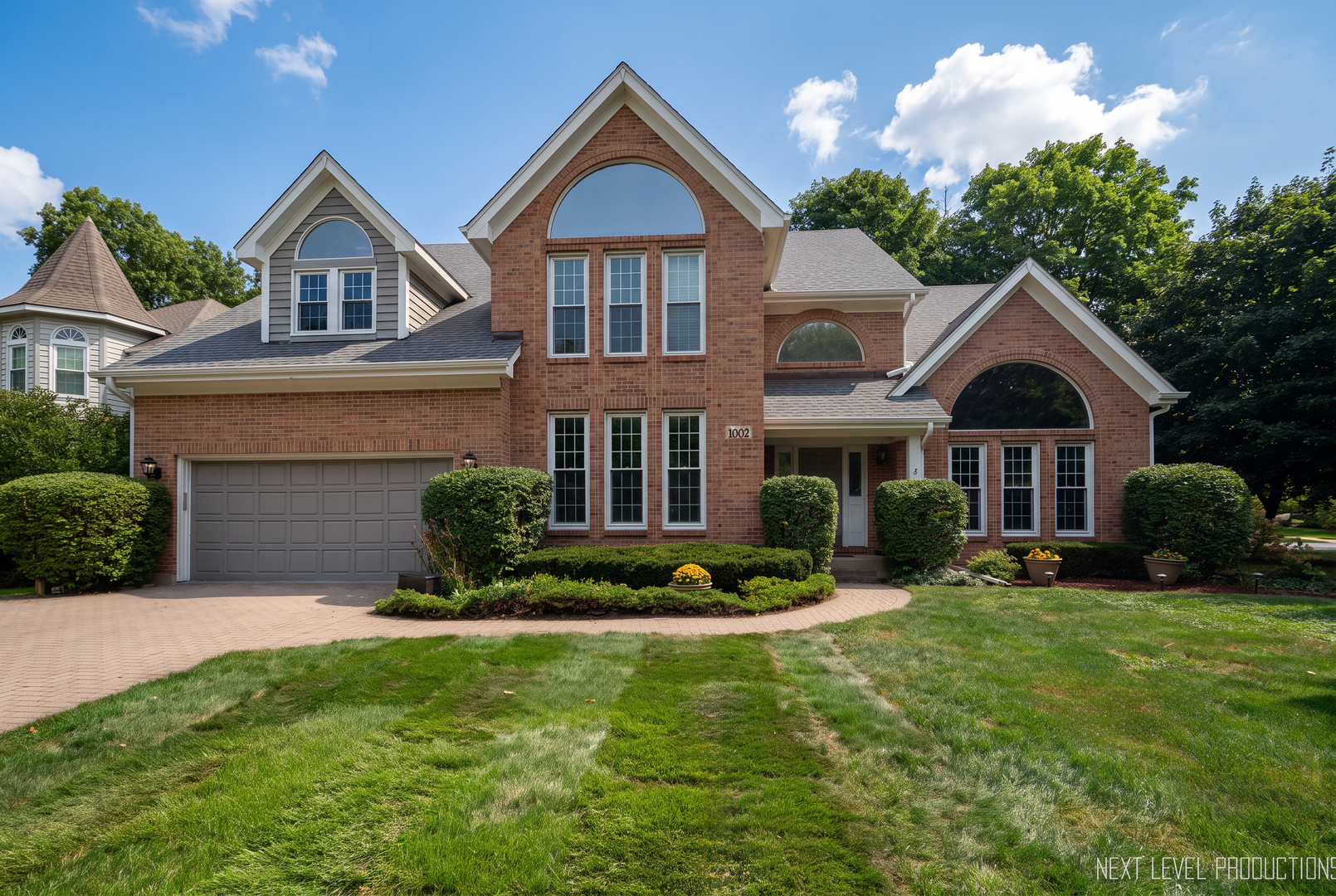 1002 Thoroughbred Circle Property Photo 1