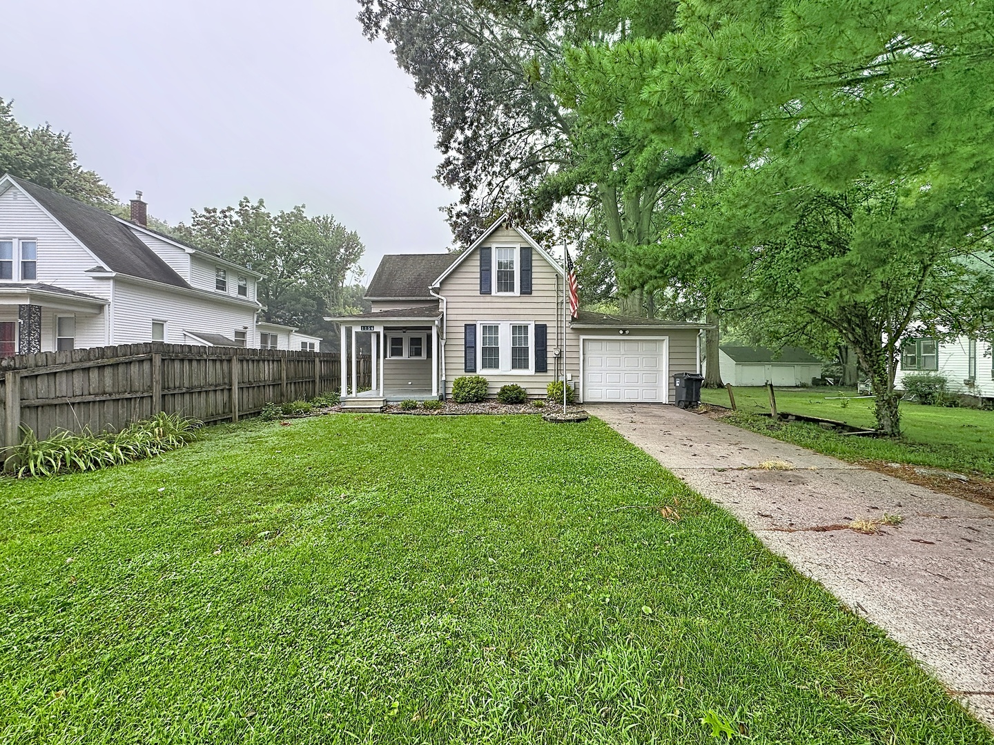 1156 33rd Avenue Property Photo 1