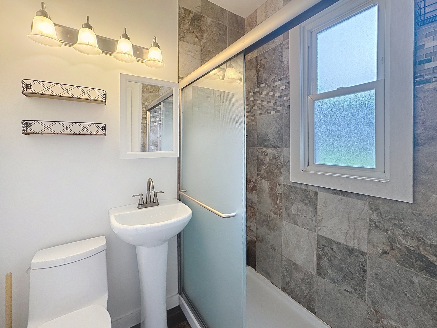 1156 33rd Avenue Property Photo 11