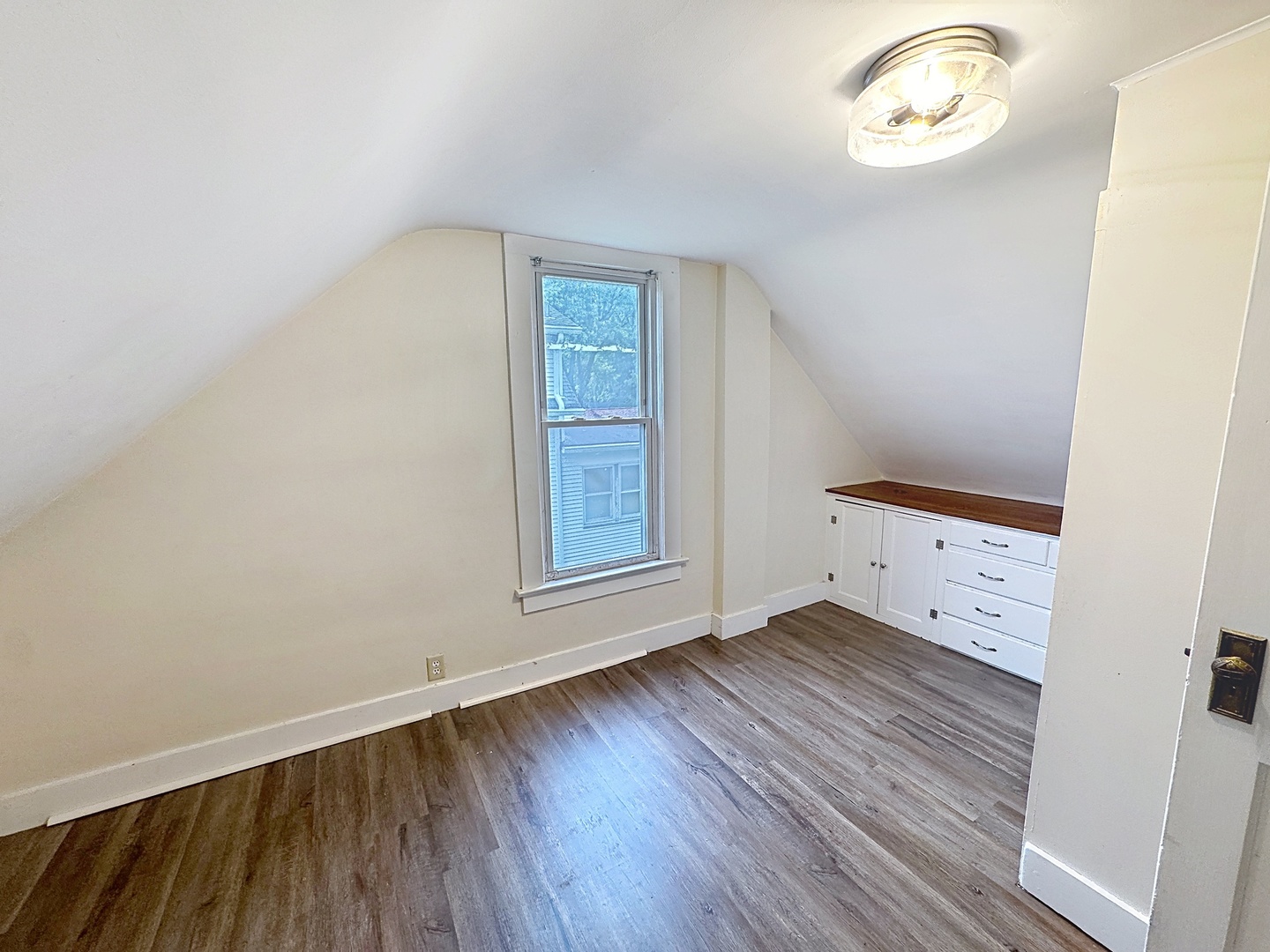 1156 33rd Avenue Property Photo 17