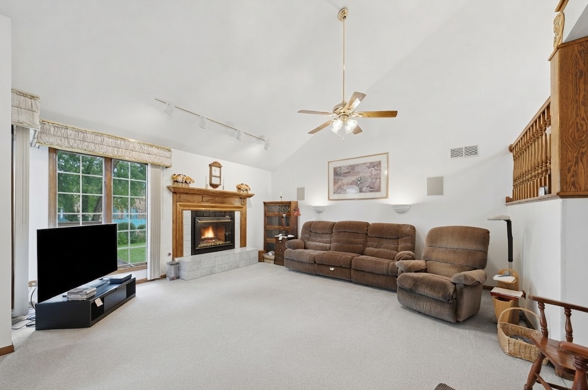 223 Miller Street Property Photo 7