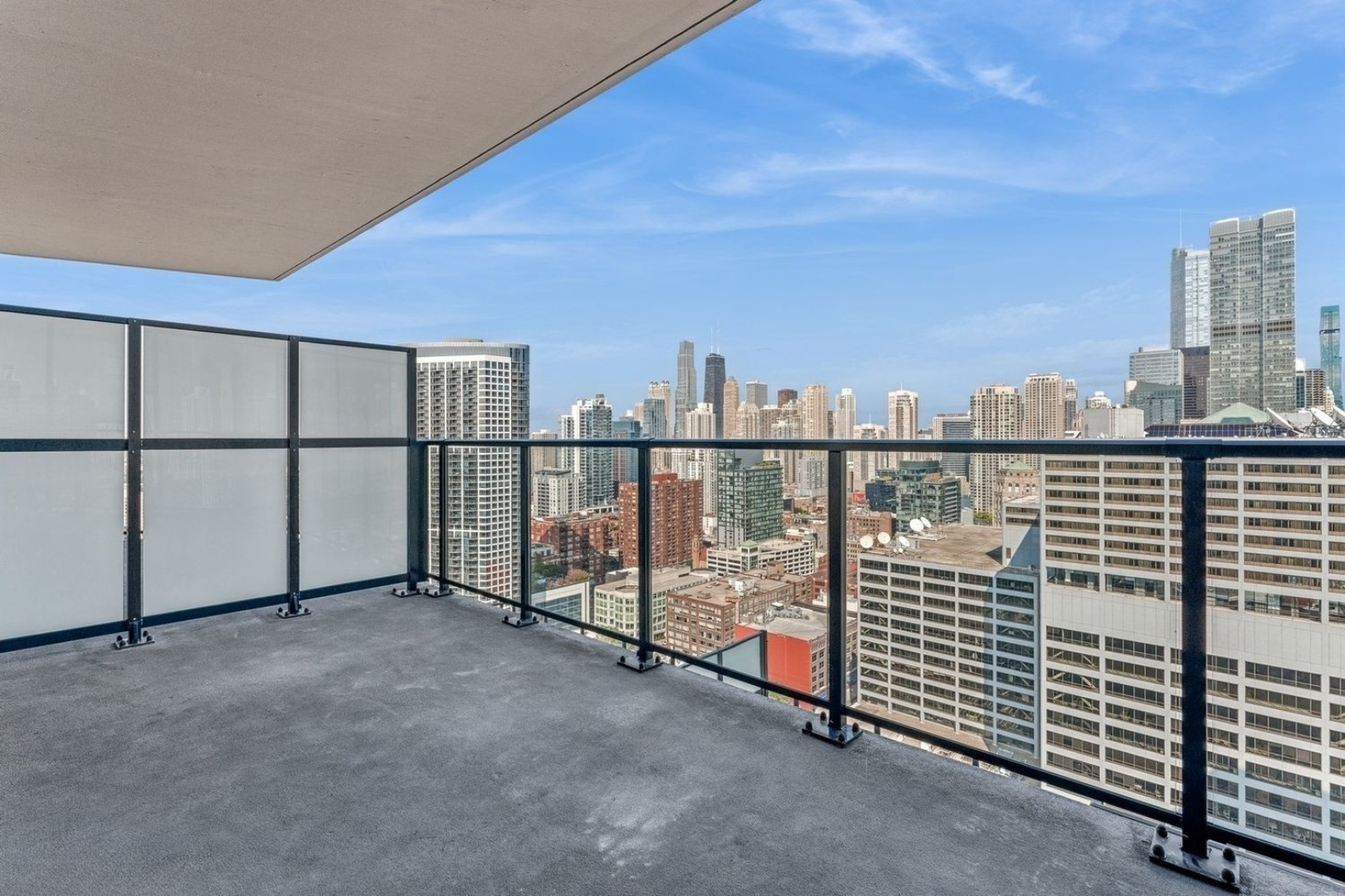 350 N Canal Street 3207 Property Photo 10