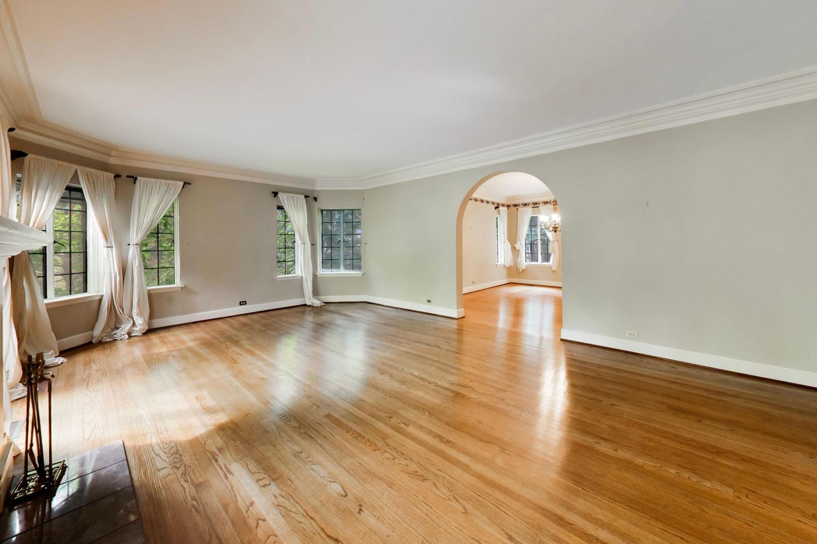 1240 William Street Property Photo 6