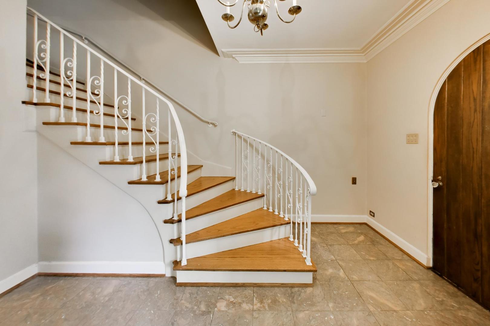 1240 William Street Property Photo 19