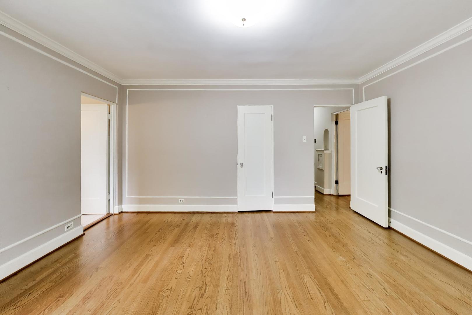 1240 William Street Property Photo 27