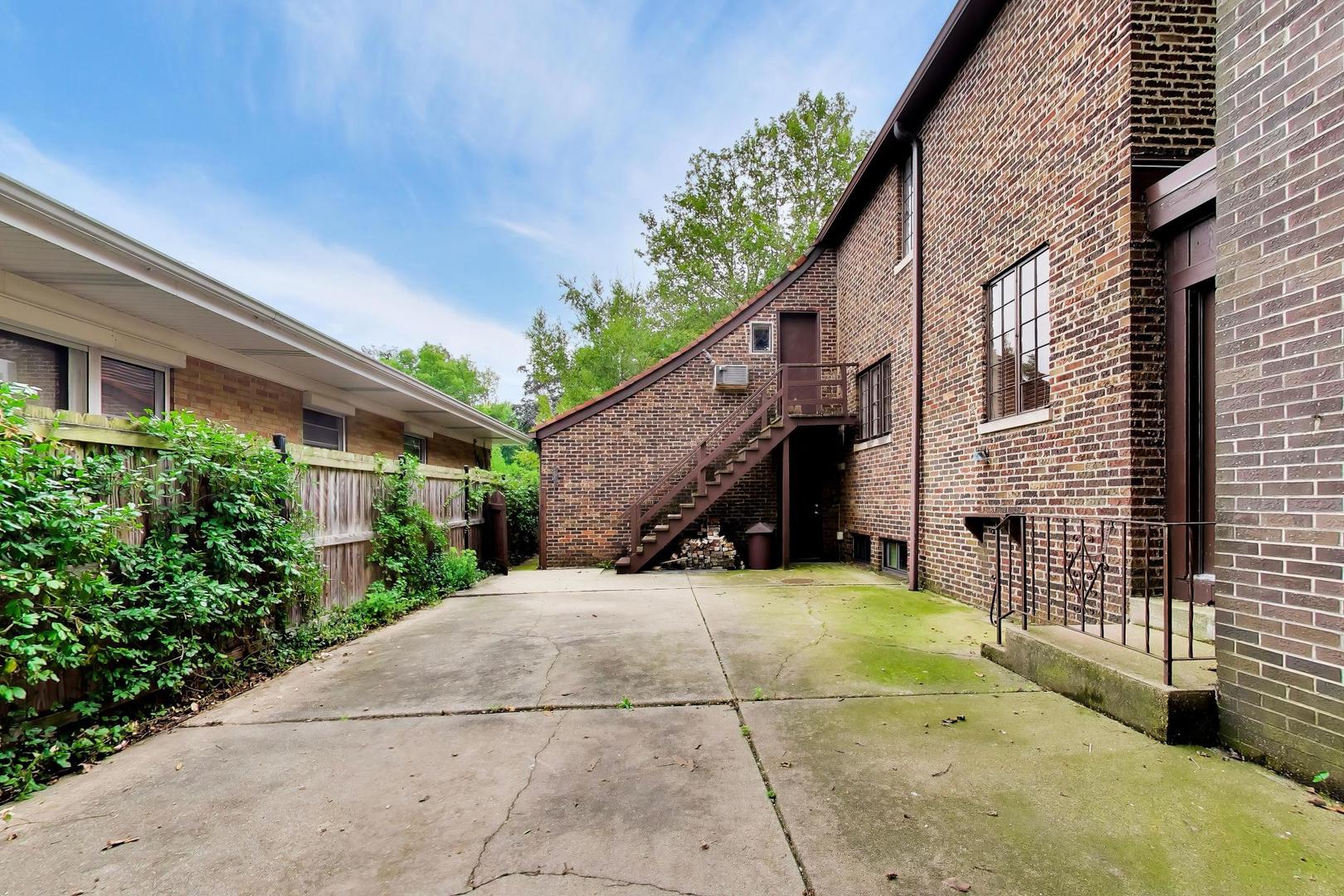 1240 William Street Property Photo 43