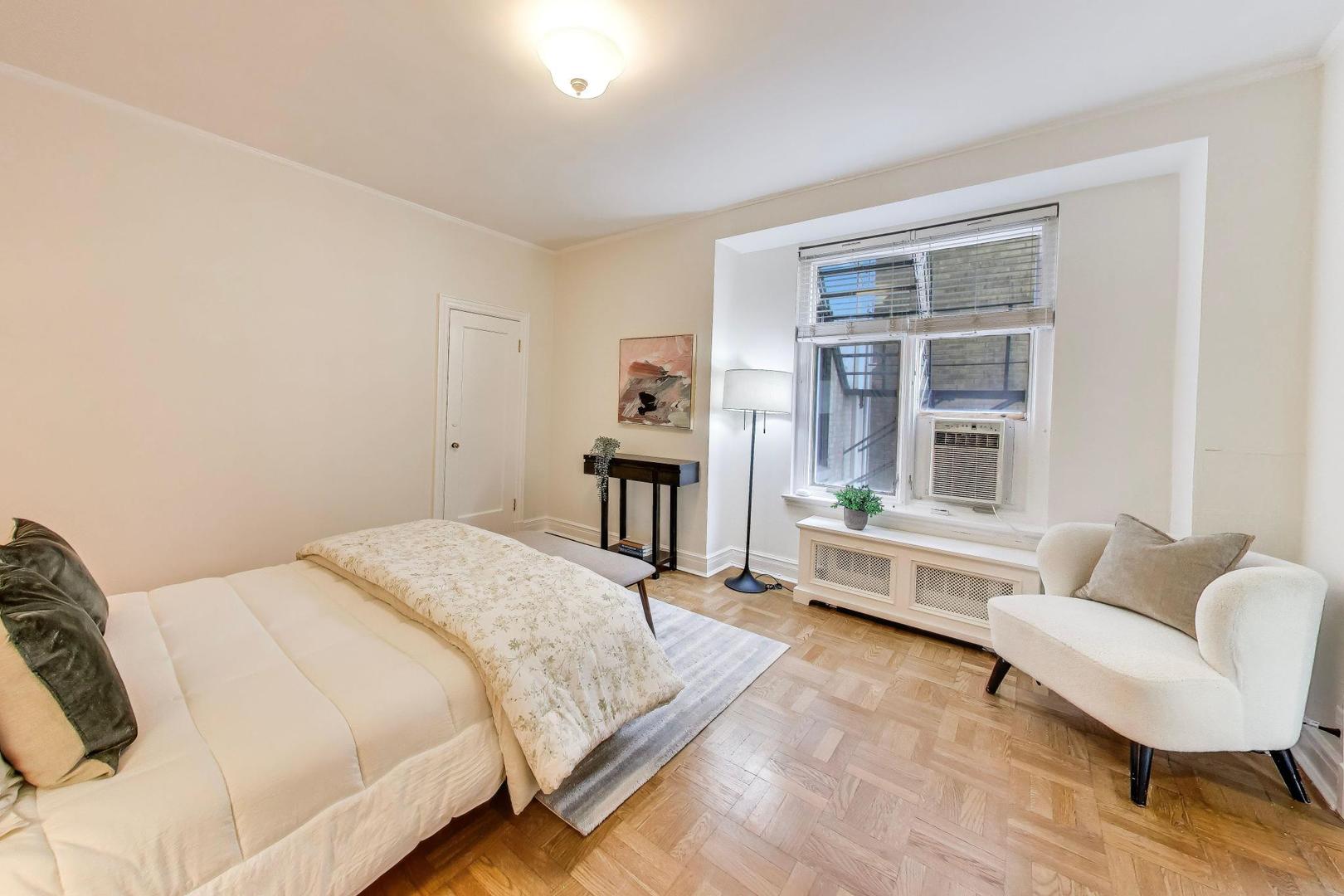 222 E Chestnut Street 9d Property Photo 12