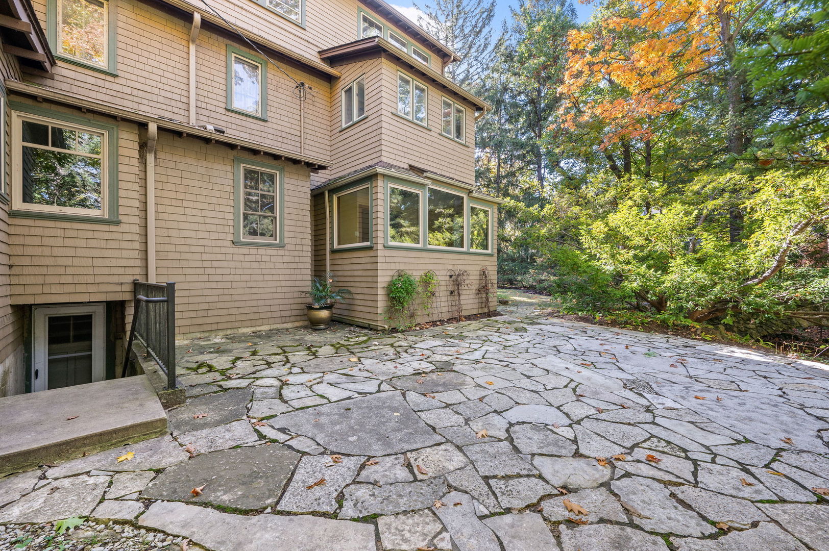 215 Prospect Avenue Property Photo 49