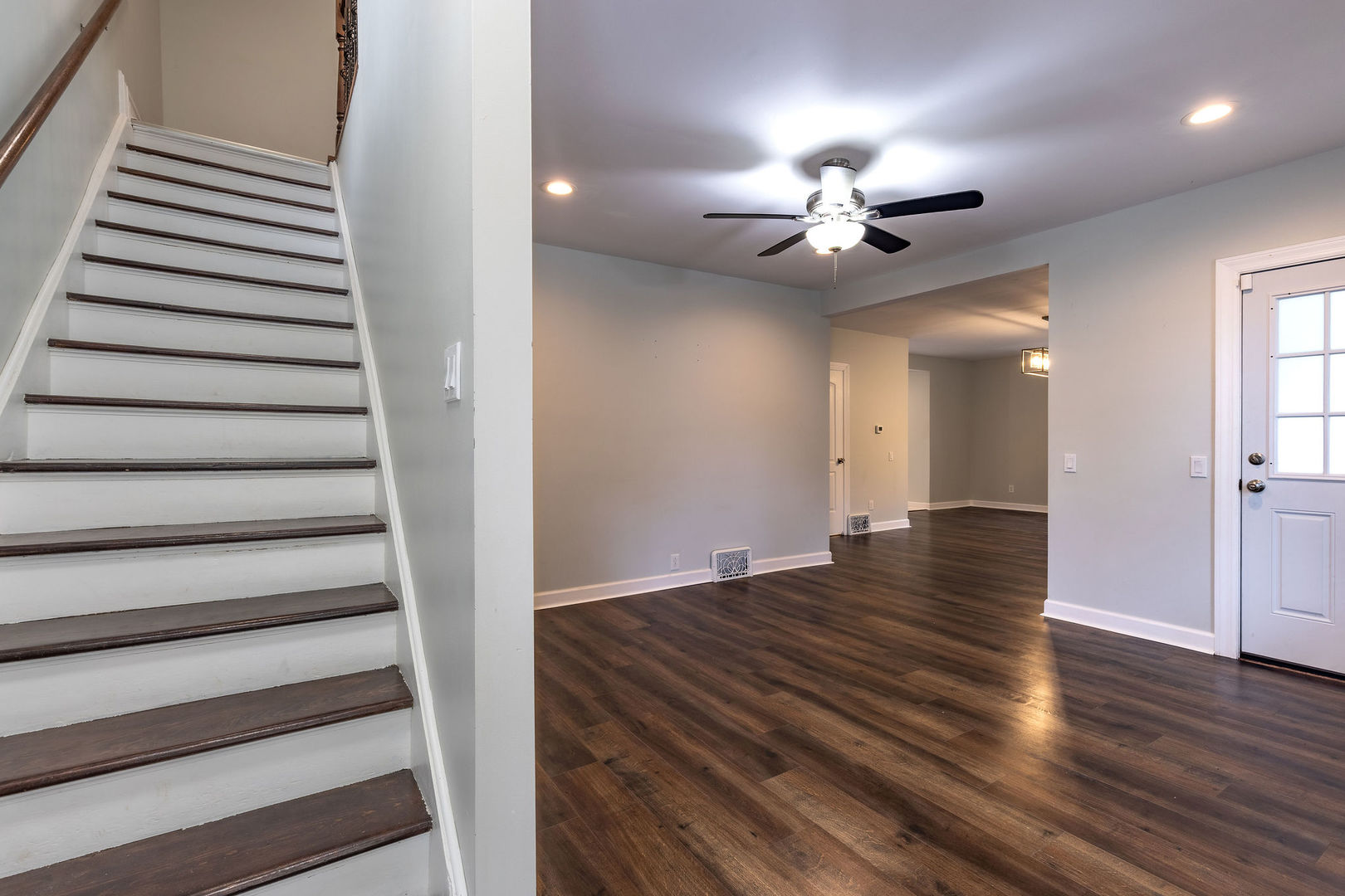 38 N Green Street Property Photo 4
