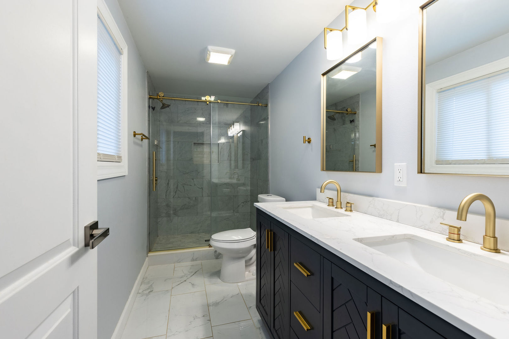 38 N Green Street Property Photo 15