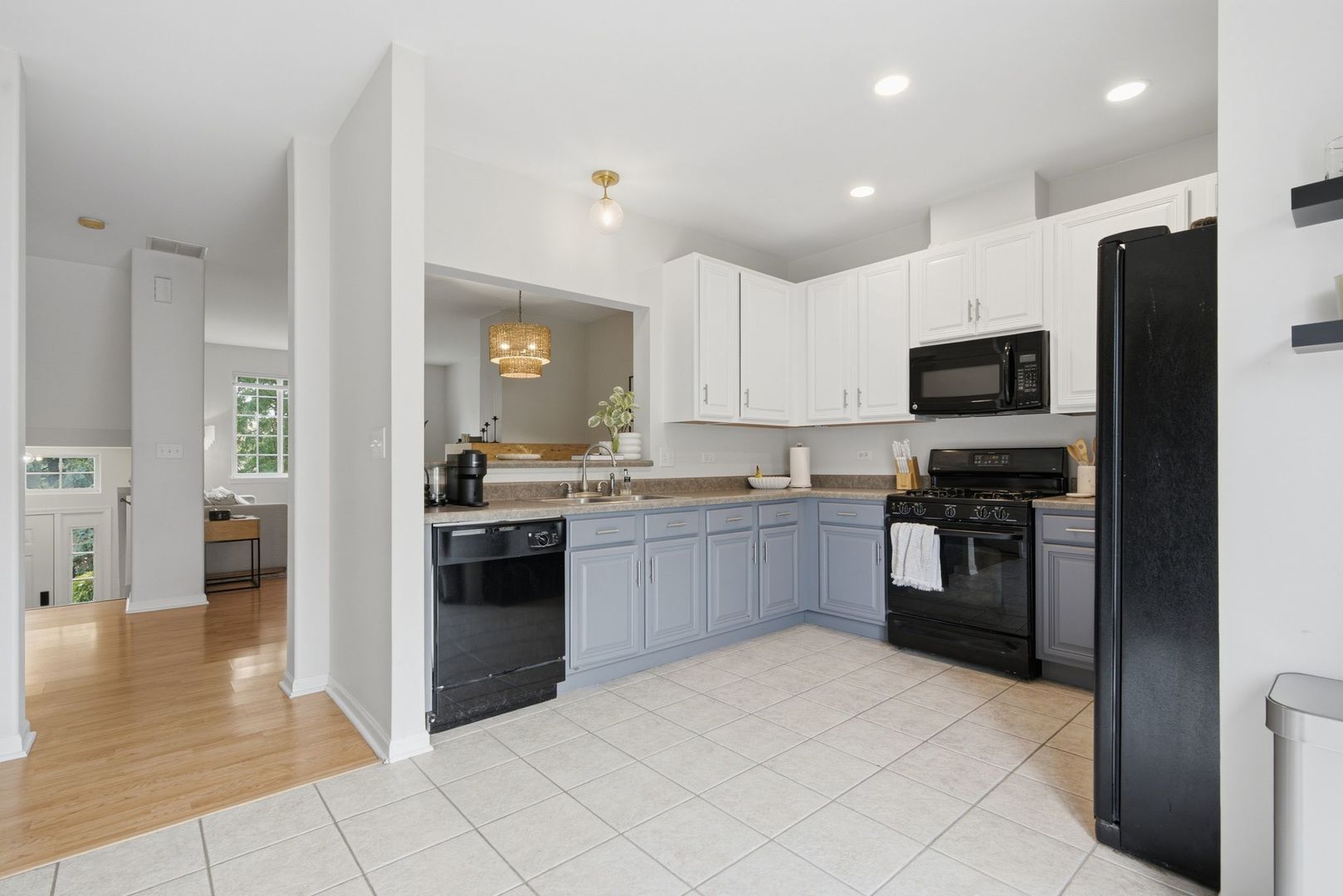 2292 Daybreak Drive Property Photo 9