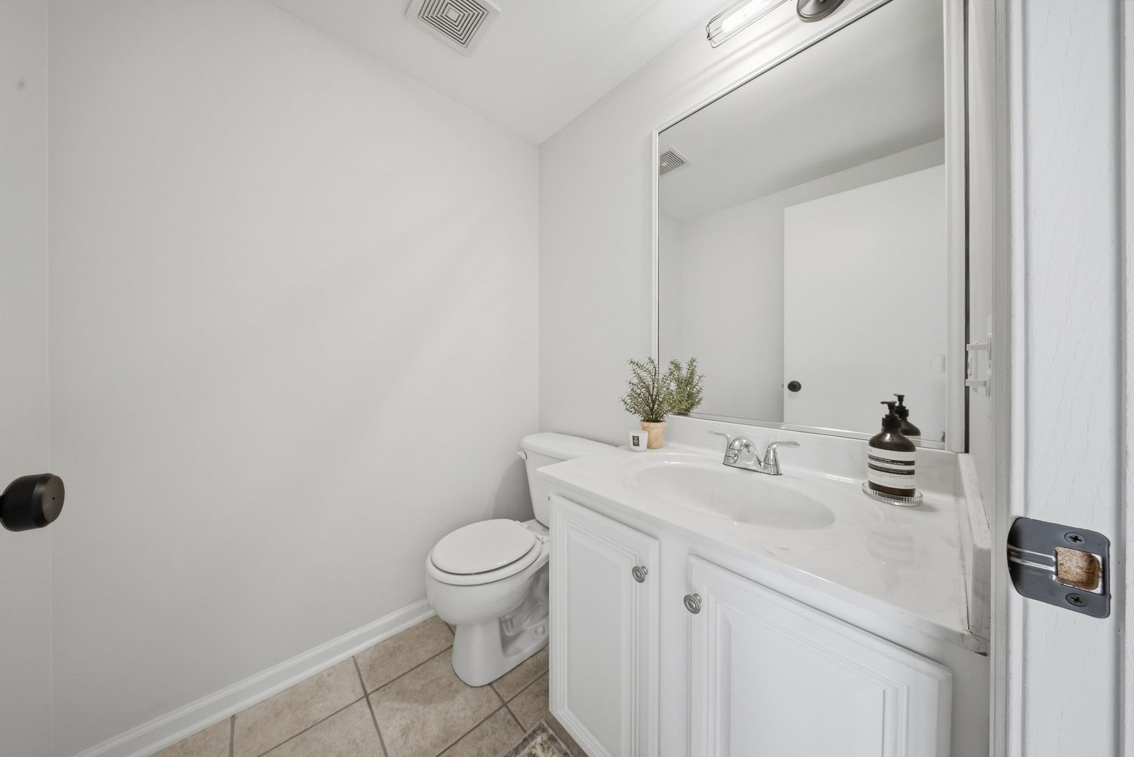 2292 Daybreak Drive Property Photo 14