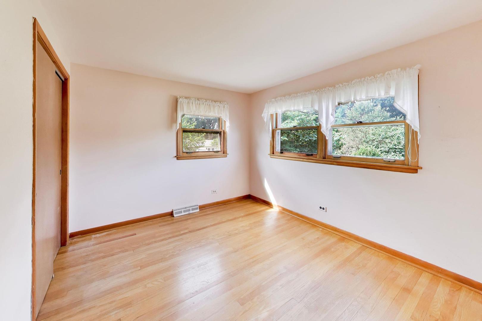 138 N Elmwood Avenue Property Photo 8