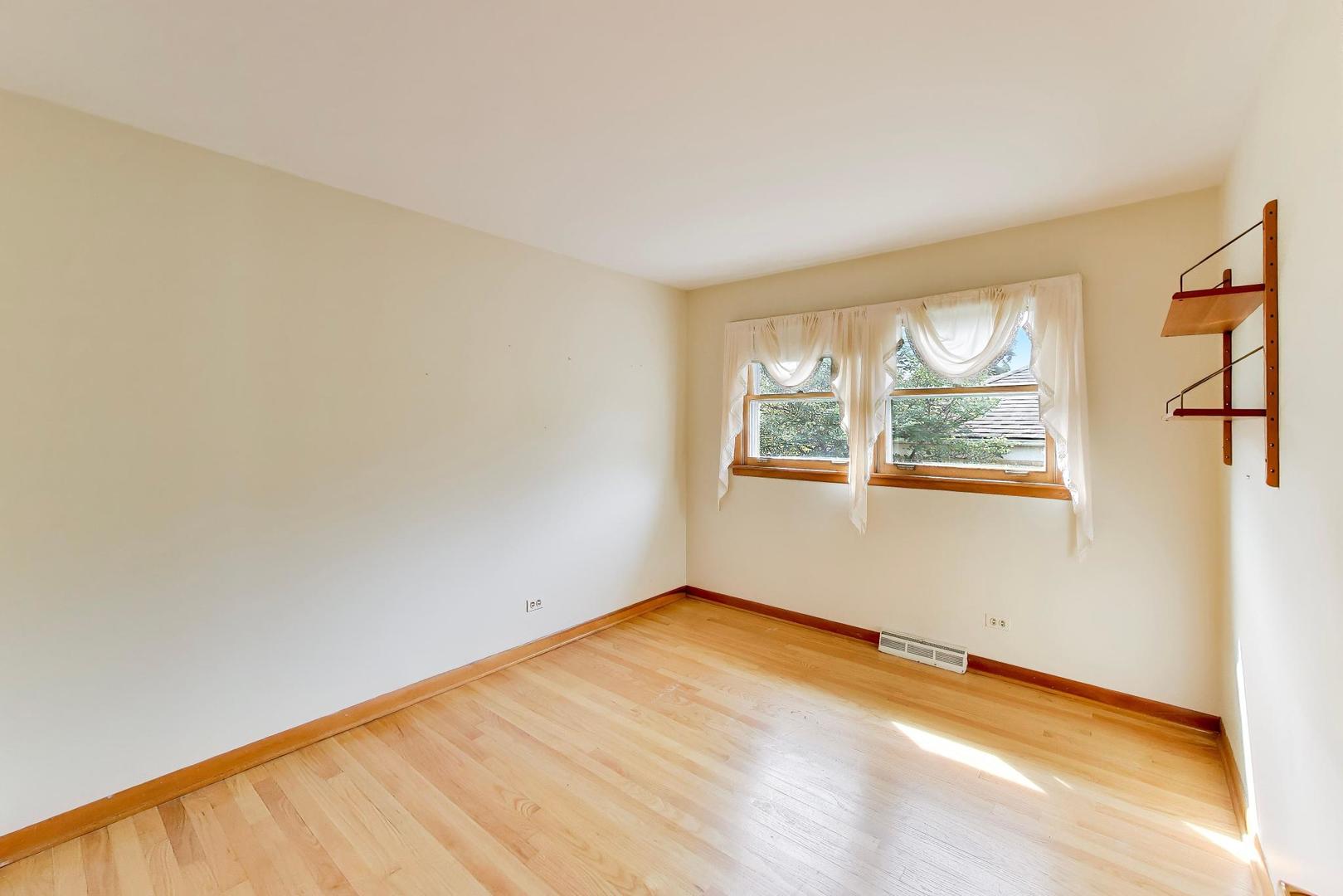 138 N Elmwood Avenue Property Photo 9