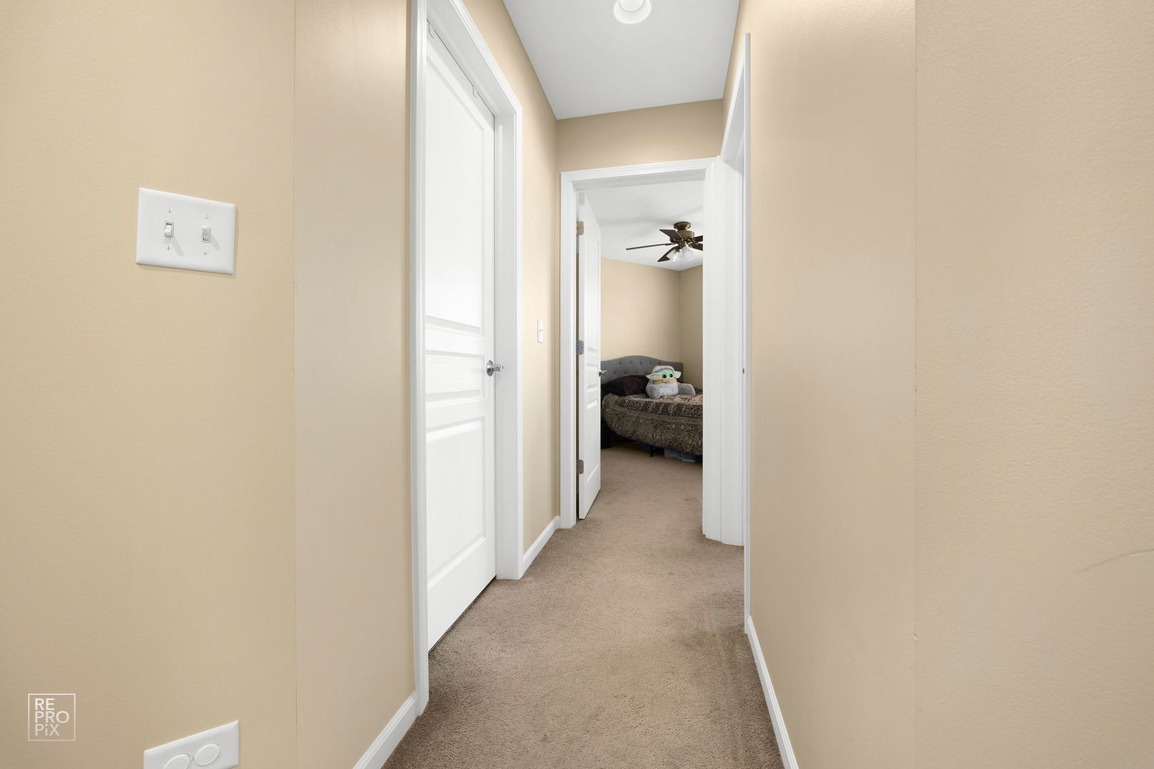 706 E Wing Street Property Photo 9