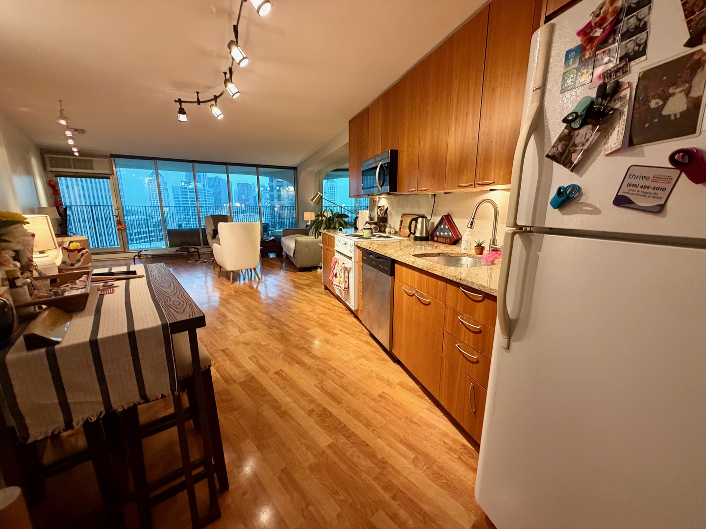 300 N State Street 3710 Property Photo 7