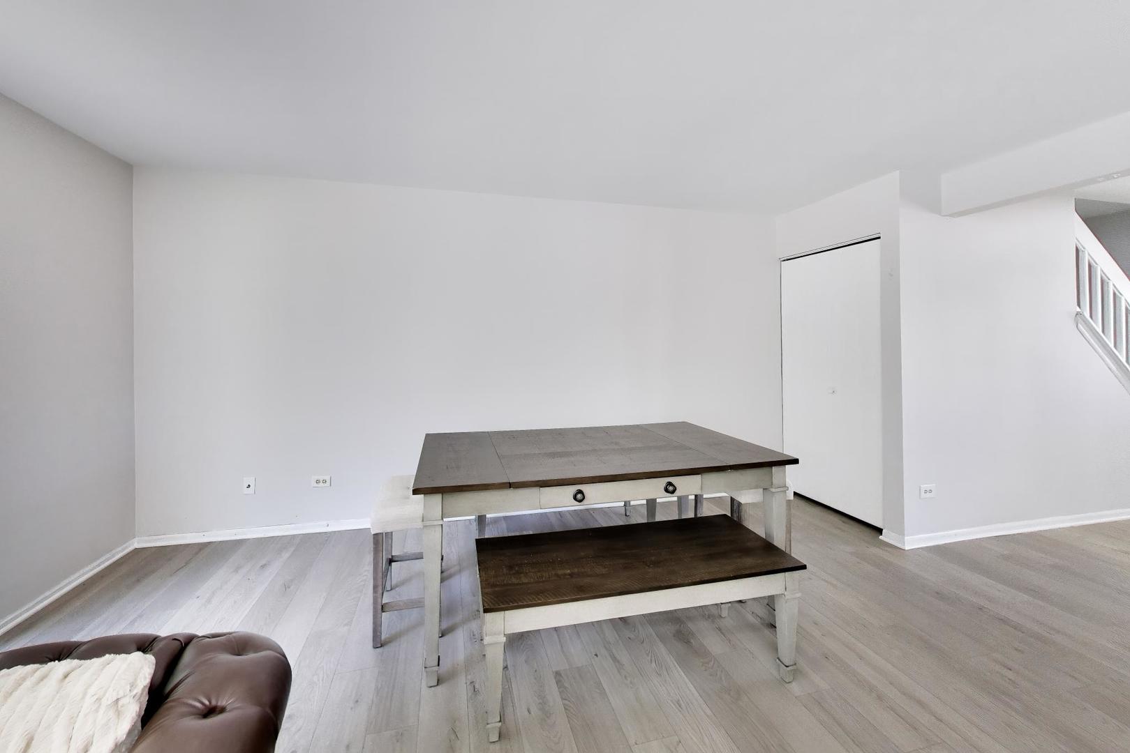 505 Newbury Drive Property Photo 12